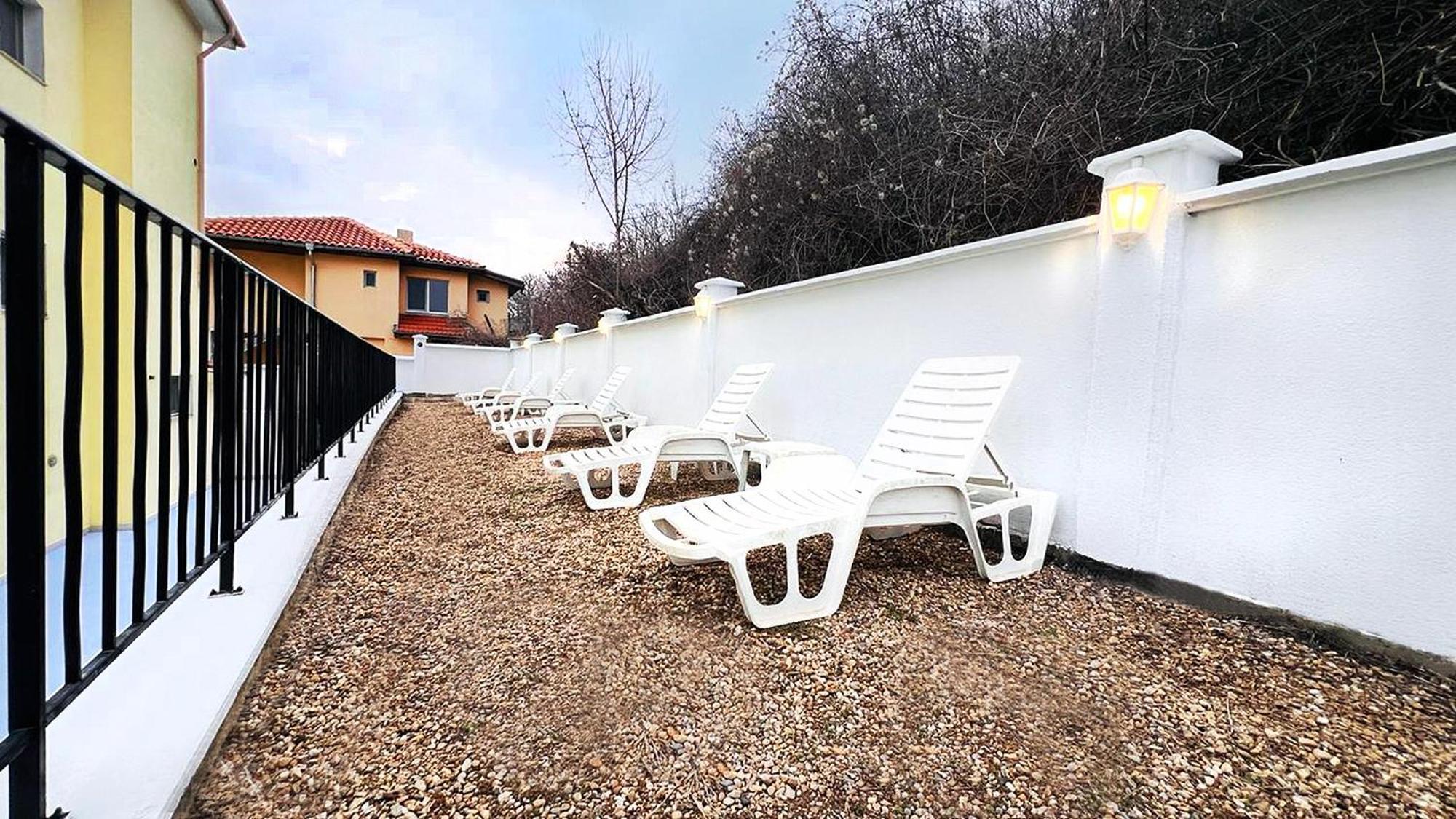 Villa Sorento Italian Neoclassica Balchik Bagian luar foto